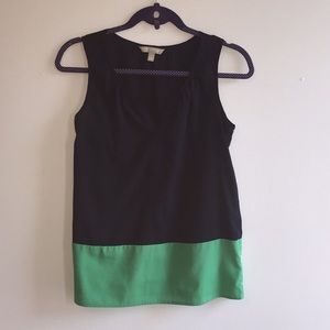 V-Neck Sleeveless blouse